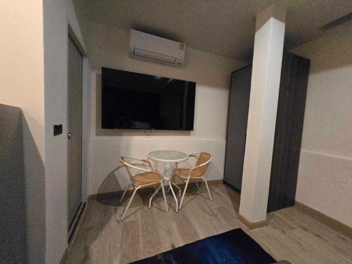 Pumpui Place Pattaya Exterior photo